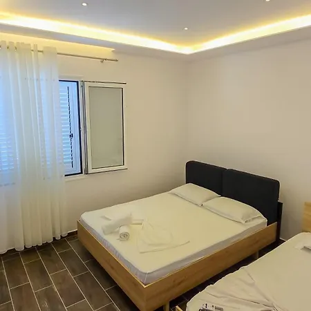 - Qetesia Han/Misafirhane Përmet