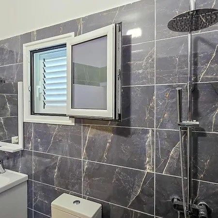 Estalagem - Qetesia